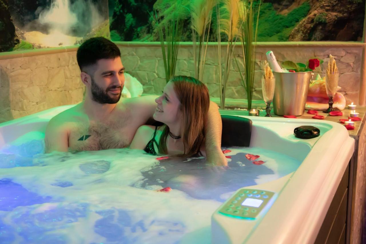 Apartamento Estrella Sauna Spa Jacuzzi Alhama de Aragón Eksteriør billede