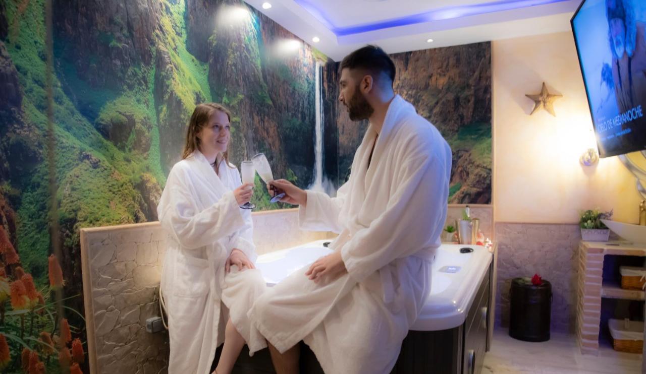 Apartamento Estrella Sauna Spa Jacuzzi Alhama de Aragón Eksteriør billede