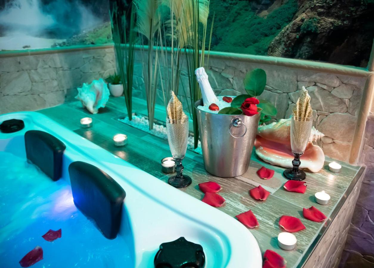 Apartamento Estrella Sauna Spa Jacuzzi Alhama de Aragón Eksteriør billede