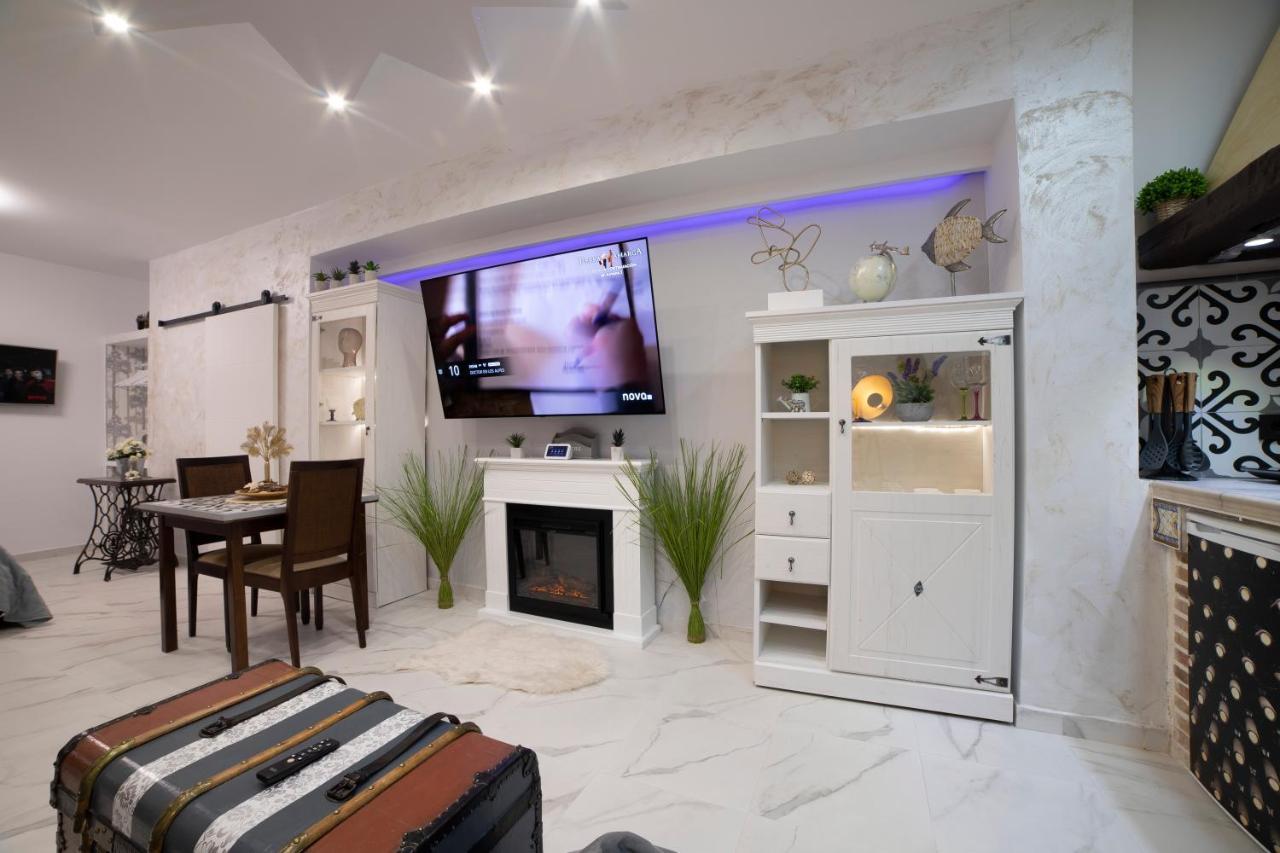 Apartamento Estrella Sauna Spa Jacuzzi Alhama de Aragón Eksteriør billede
