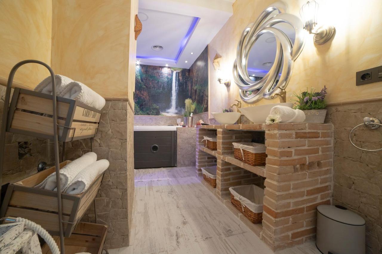 Apartamento Estrella Sauna Spa Jacuzzi Alhama de Aragón Eksteriør billede